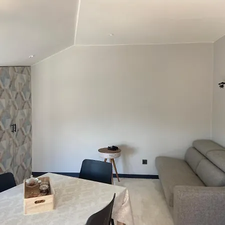 Siente Muralla * لوغو